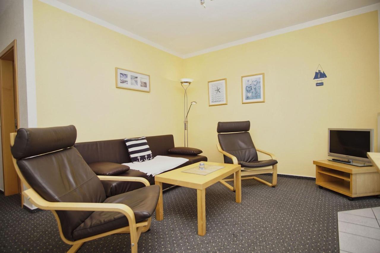 Nah Am Meer, Ruhige Lage, Gratis Nutzung Vom Ahoi Erlebnisbad Und Sauna In Sellin - Haus Inselblick Fewo 01 Гёрен Экстерьер фото