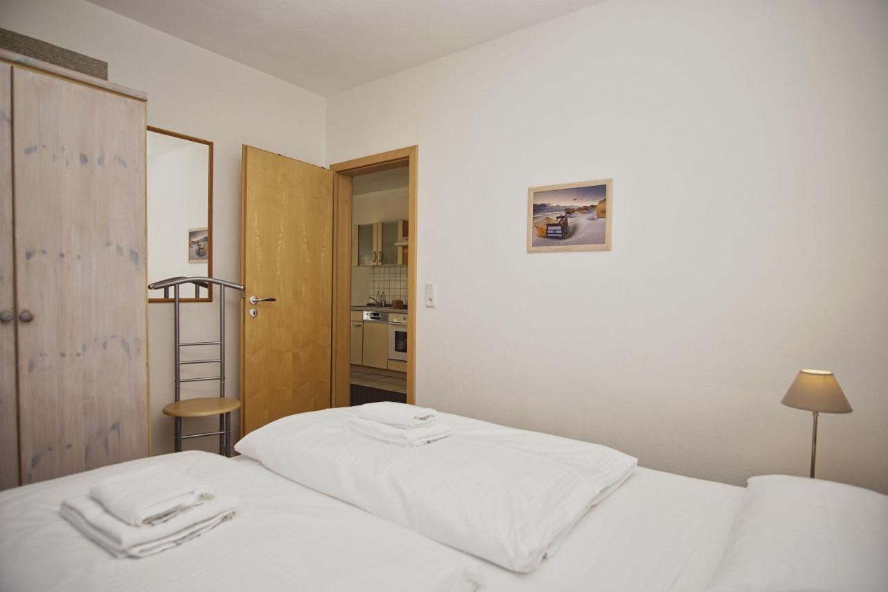 Nah Am Meer, Ruhige Lage, Gratis Nutzung Vom Ahoi Erlebnisbad Und Sauna In Sellin - Haus Inselblick Fewo 01 Гёрен Экстерьер фото